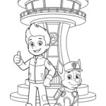 Psi patrol baza kolorowanka z Ryderem i Chase’em na platformie wieży obserwacyjnej z serii PAW Patrol